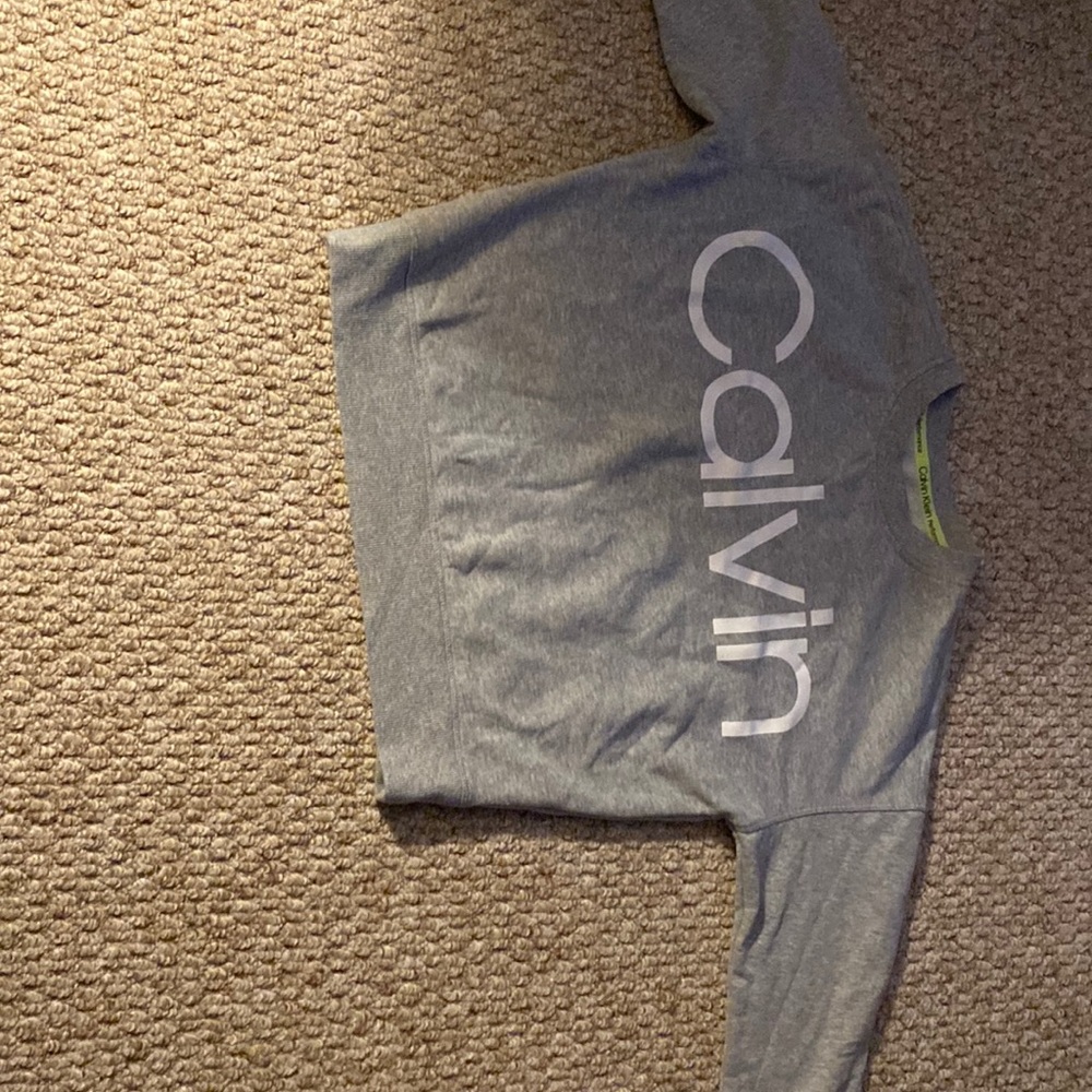 Womens Calvin Klein Performance cropped gray sweatshirt like new!